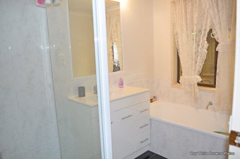 21 Owens Crescent, REGENTS PARK QLD 4118, Regents Park - Thumbnail 6