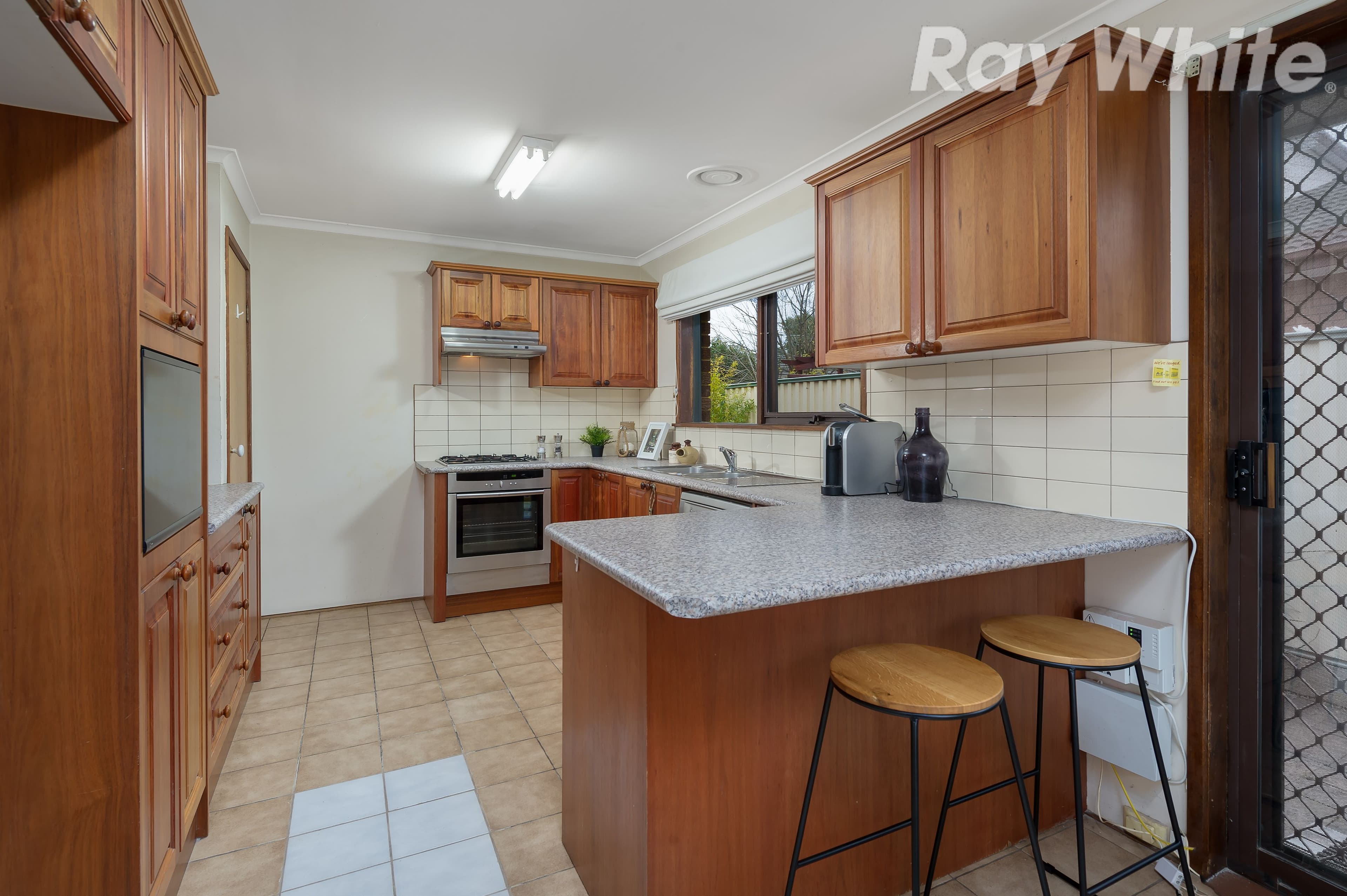 10 Merryn Close, Bundoora VIC 3083, Bundoora - Thumbnail 3