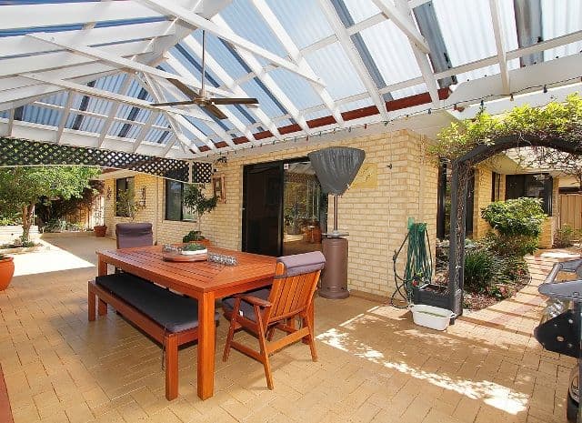 8 Roebuck Avenue, CANNING VALE WA 6155, Canning Vale - Thumbnail 4
