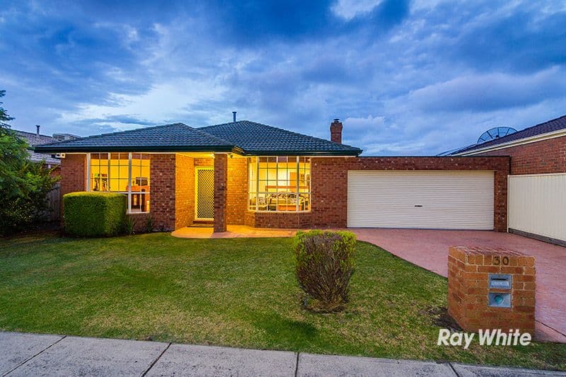 30 Horsfield Street, Cranbourne North VIC 3977, Cranbourne North - Image 1