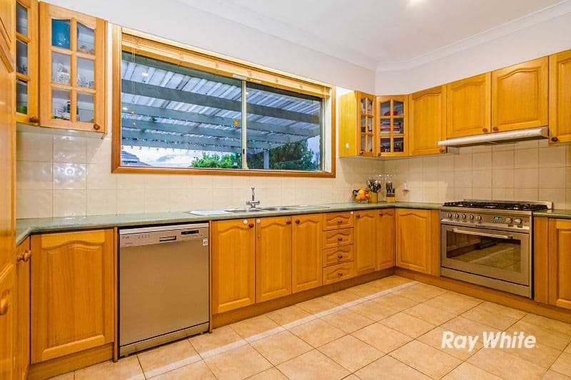 30 Horsfield Street, Cranbourne North VIC 3977, Cranbourne North - Thumbnail 3