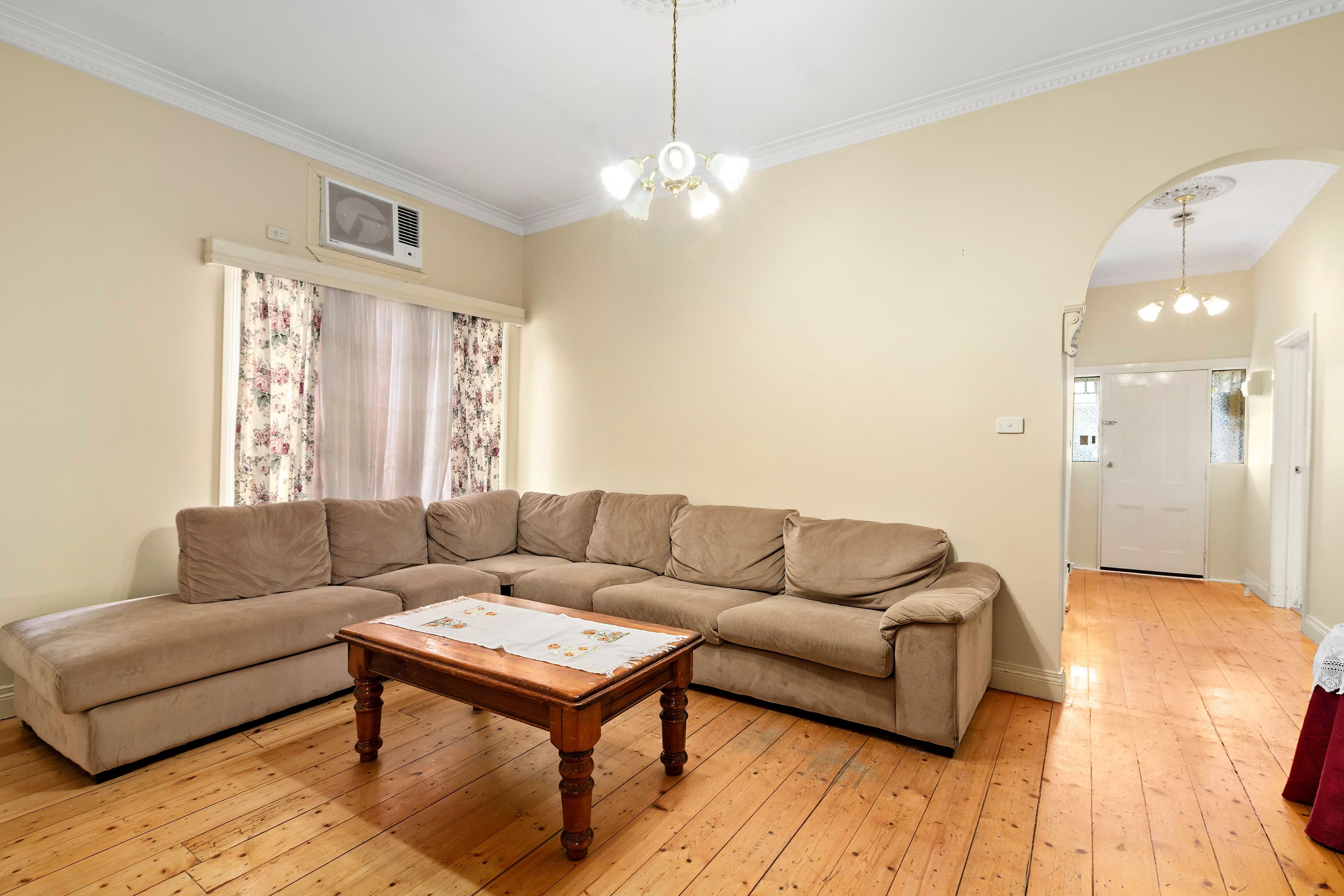 93 Abernethy Street, KITCHENER, Kitchener - Thumbnail 3