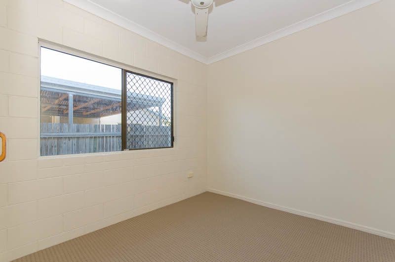 18 Timberlea Close, DEERAGUN QLD 4818, Deeragun - Thumbnail 4