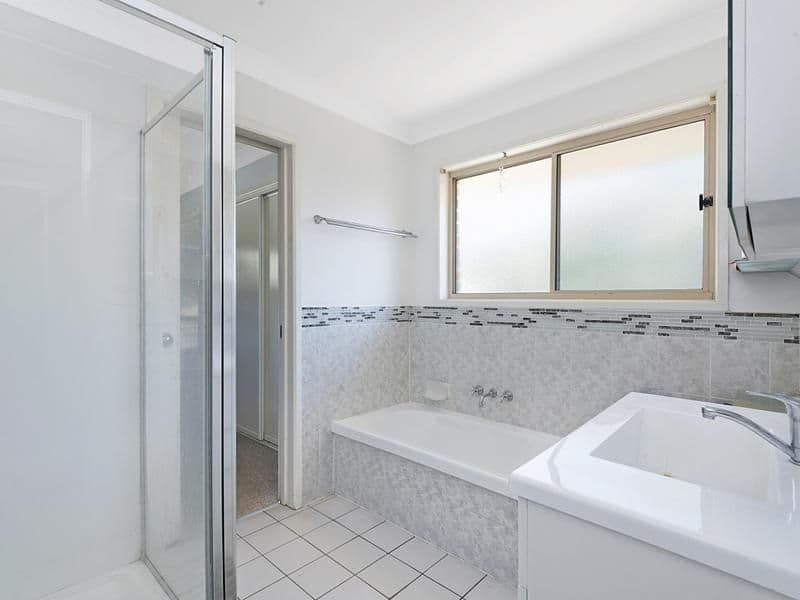 27 Ridgegarden Drive, Morayfield QLD 4506, Morayfield - Thumbnail 5
