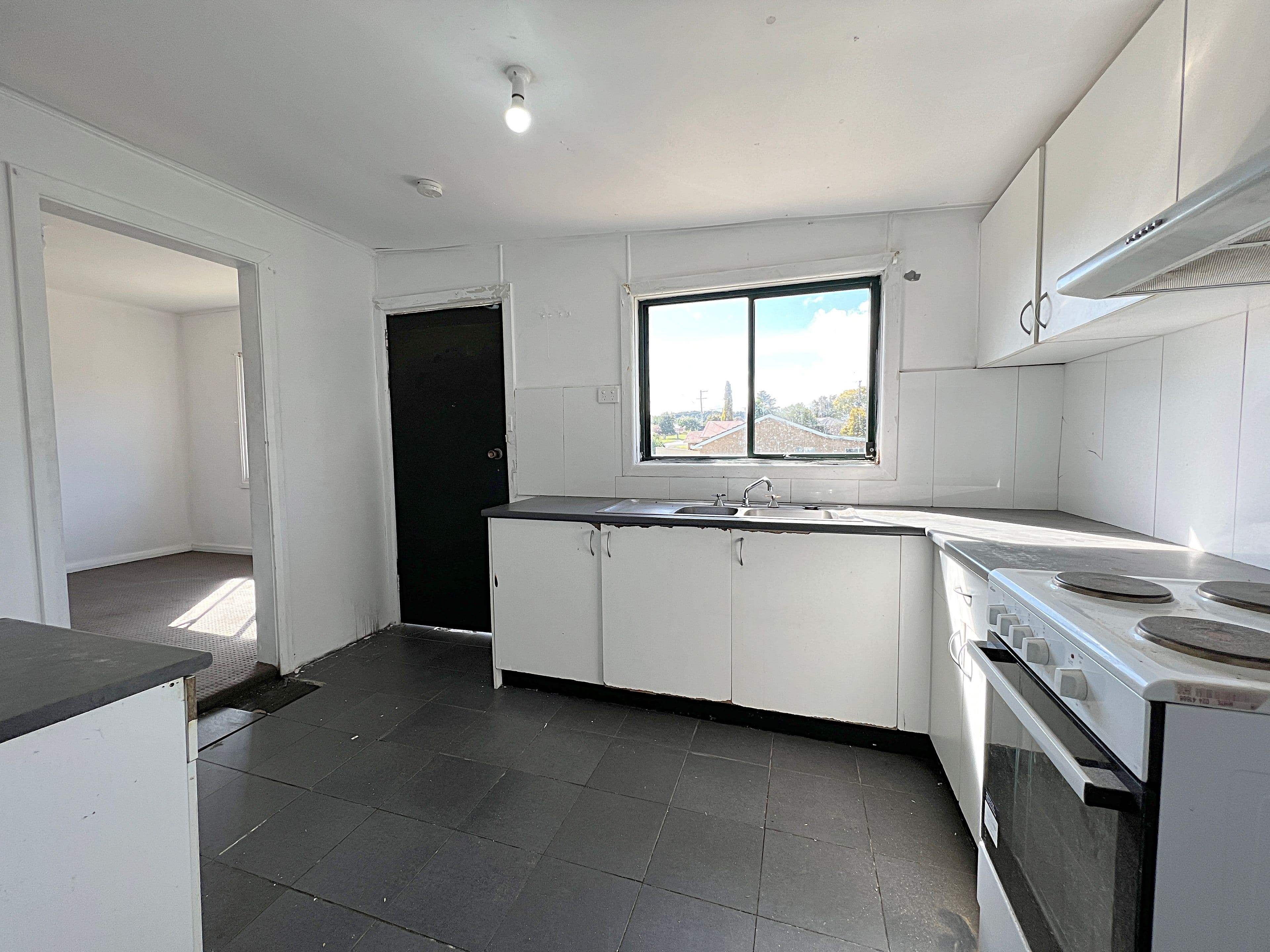 16 Oberon Street, Oberon NSW 2787, Oberon - Thumbnail 4