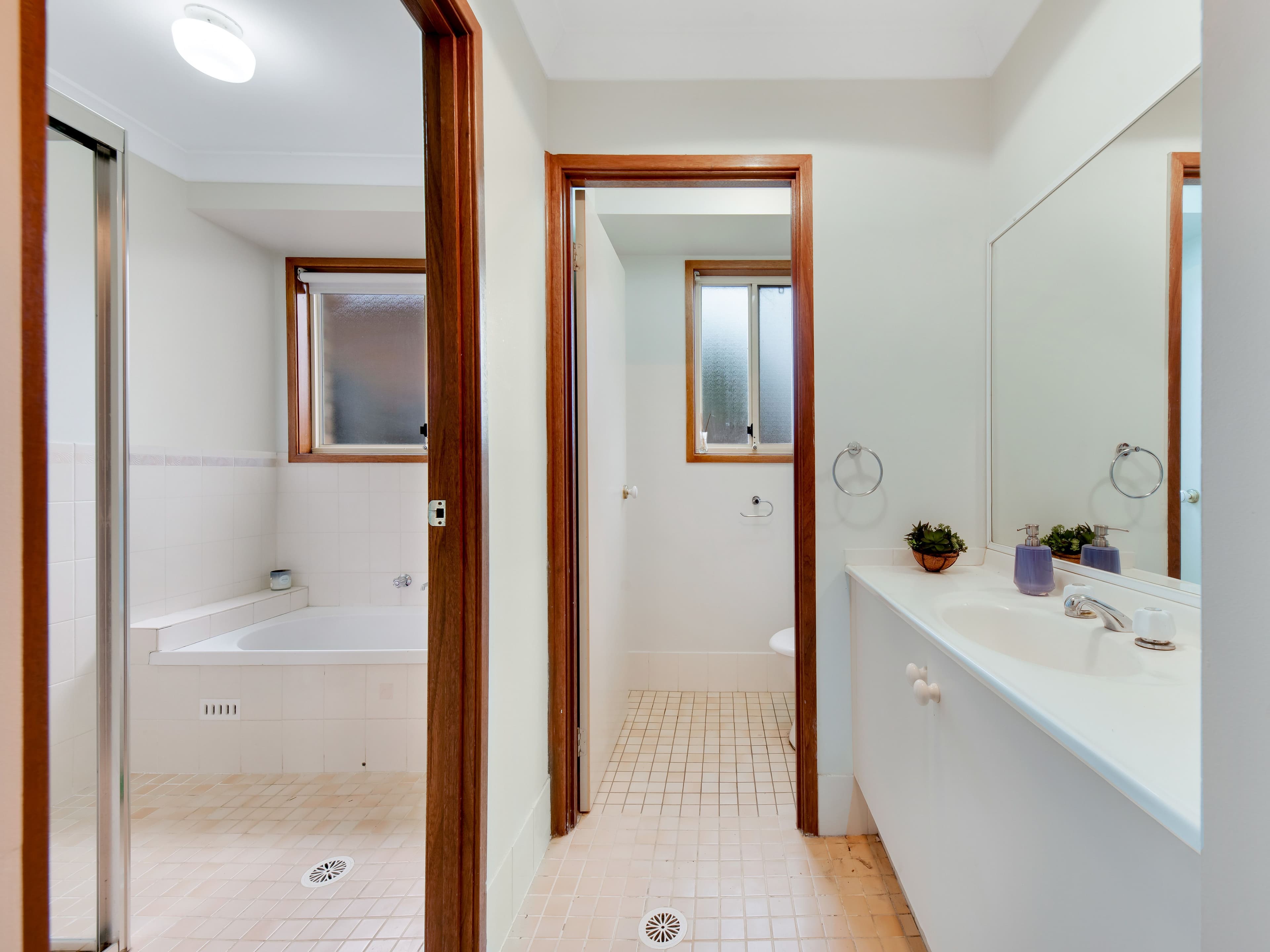 11 Glenella Way, Minto NSW 2566, Minto - Thumbnail 8