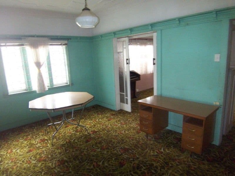 1109 Logan Road, HOLLAND PARK WEST QLD 4121, Holland Park West - Thumbnail 5