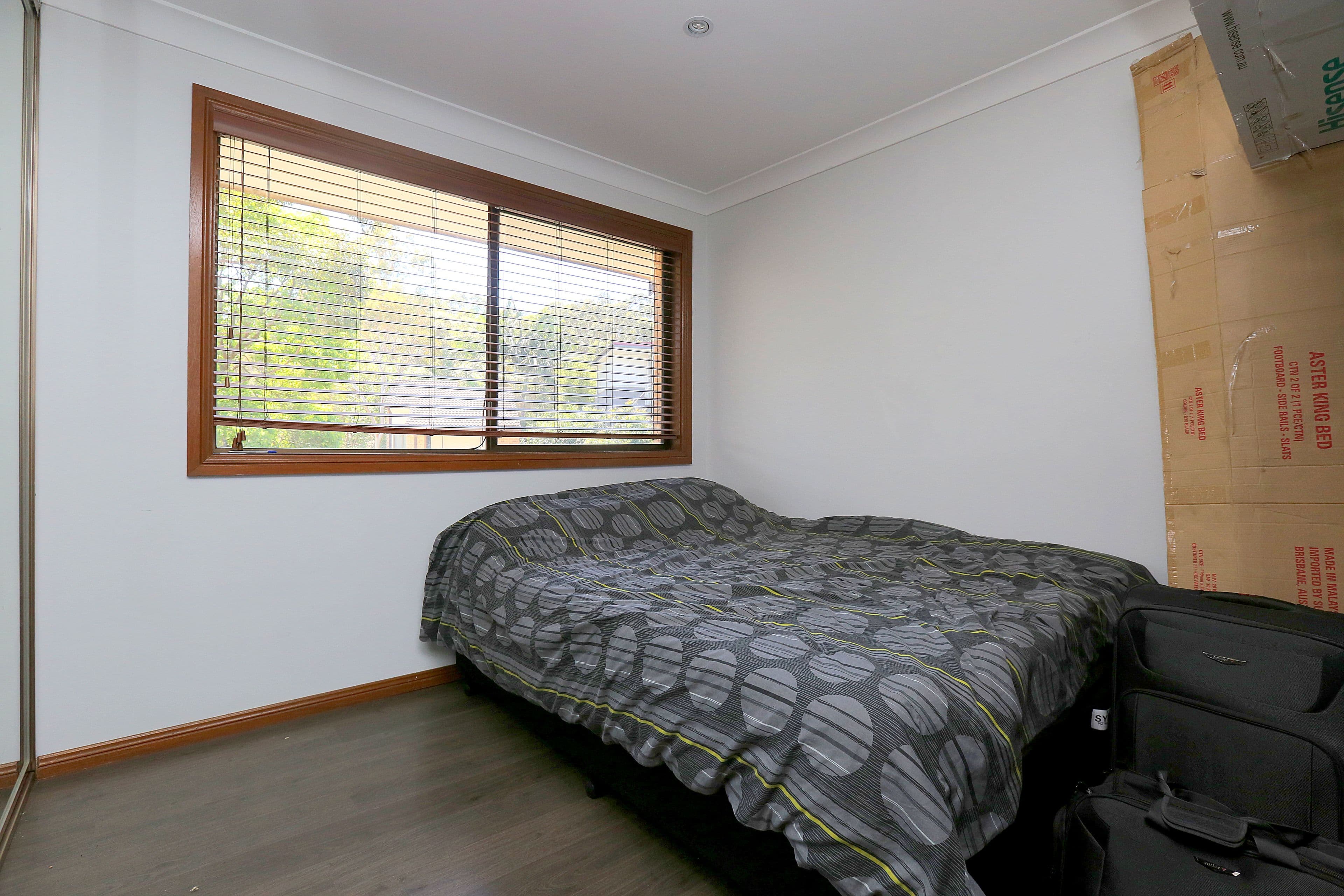 40 Carnavon Crescent, Georges Hall NSW 2198, Georges Hall - Thumbnail 6