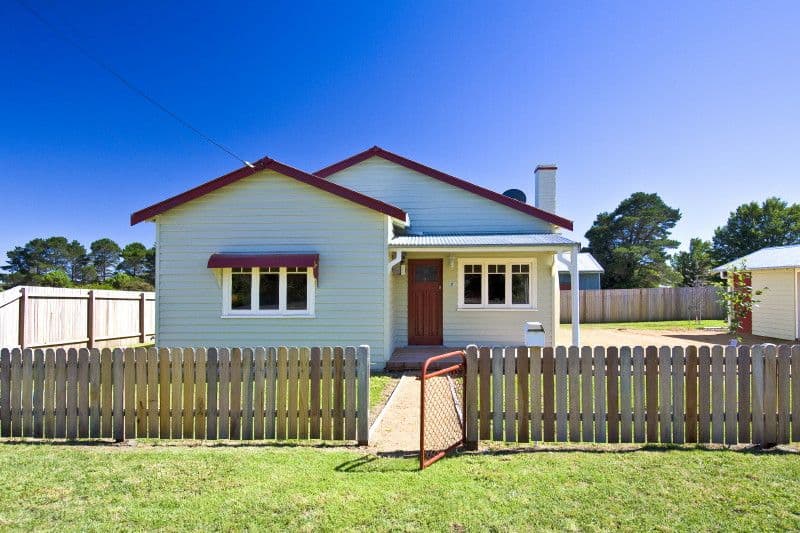 2 Coronation Avenue, BRAIDWOOD NSW 2622, Braidwood - Image 1
