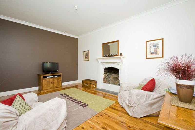 2 Coronation Avenue, BRAIDWOOD NSW 2622, Braidwood - Thumbnail 2