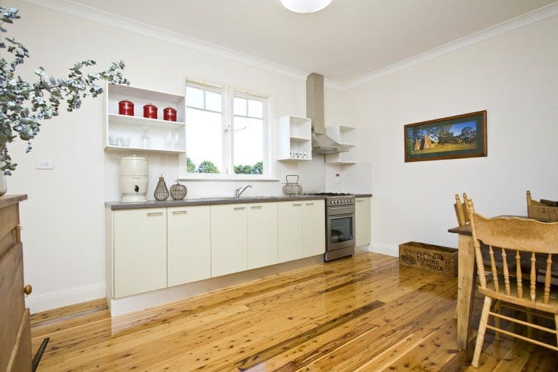 2 Coronation Avenue, BRAIDWOOD NSW 2622, Braidwood - Thumbnail 3