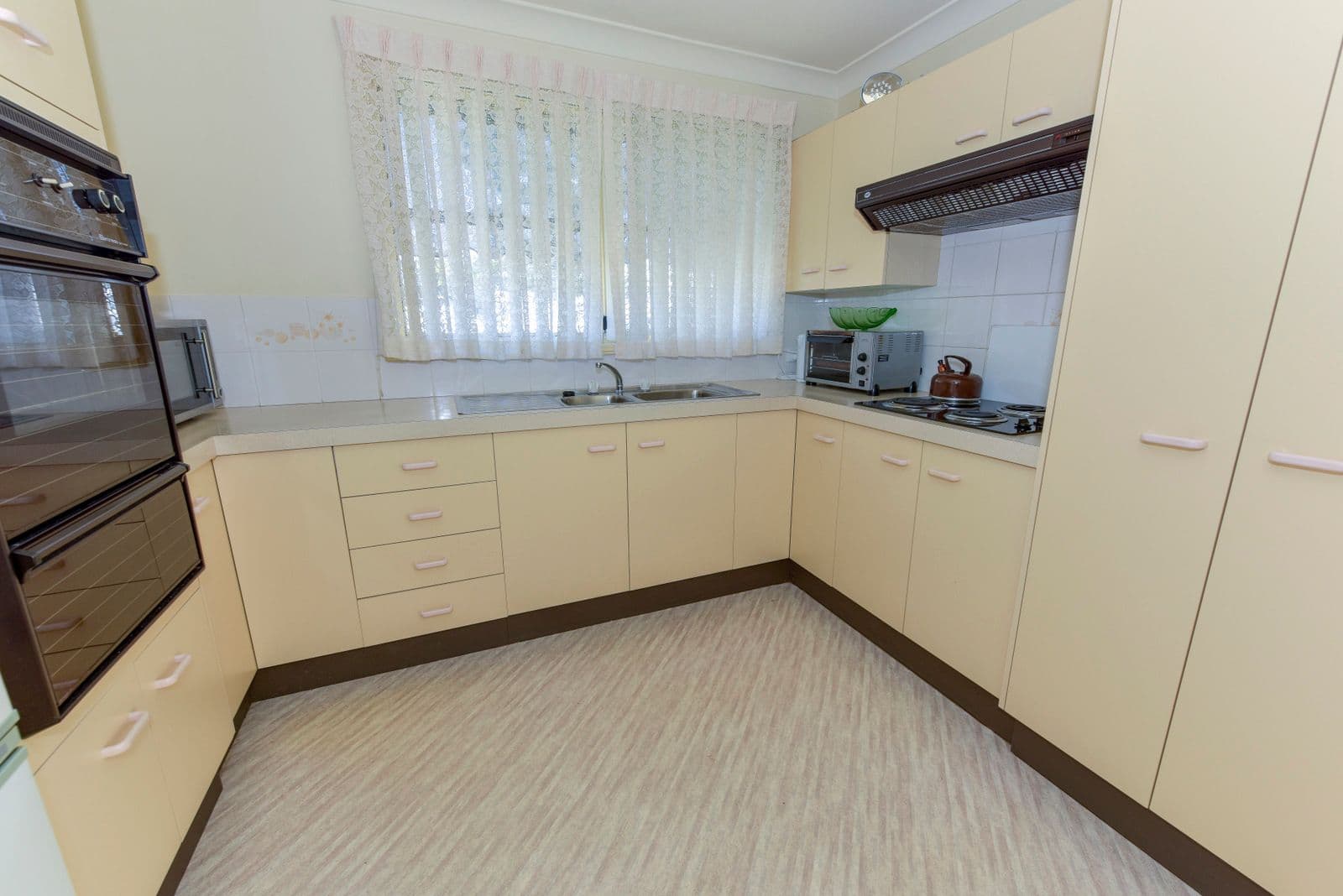 17 Leslie Parade, Saratoga - Thumbnail 4
