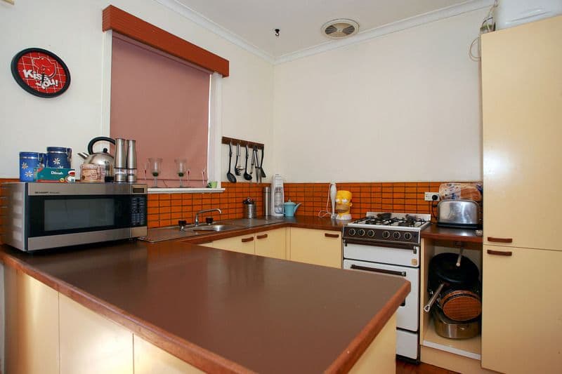 21 Sylvia Street, DANDENONG NORTH VIC 3175, Dandenong North - Thumbnail 2