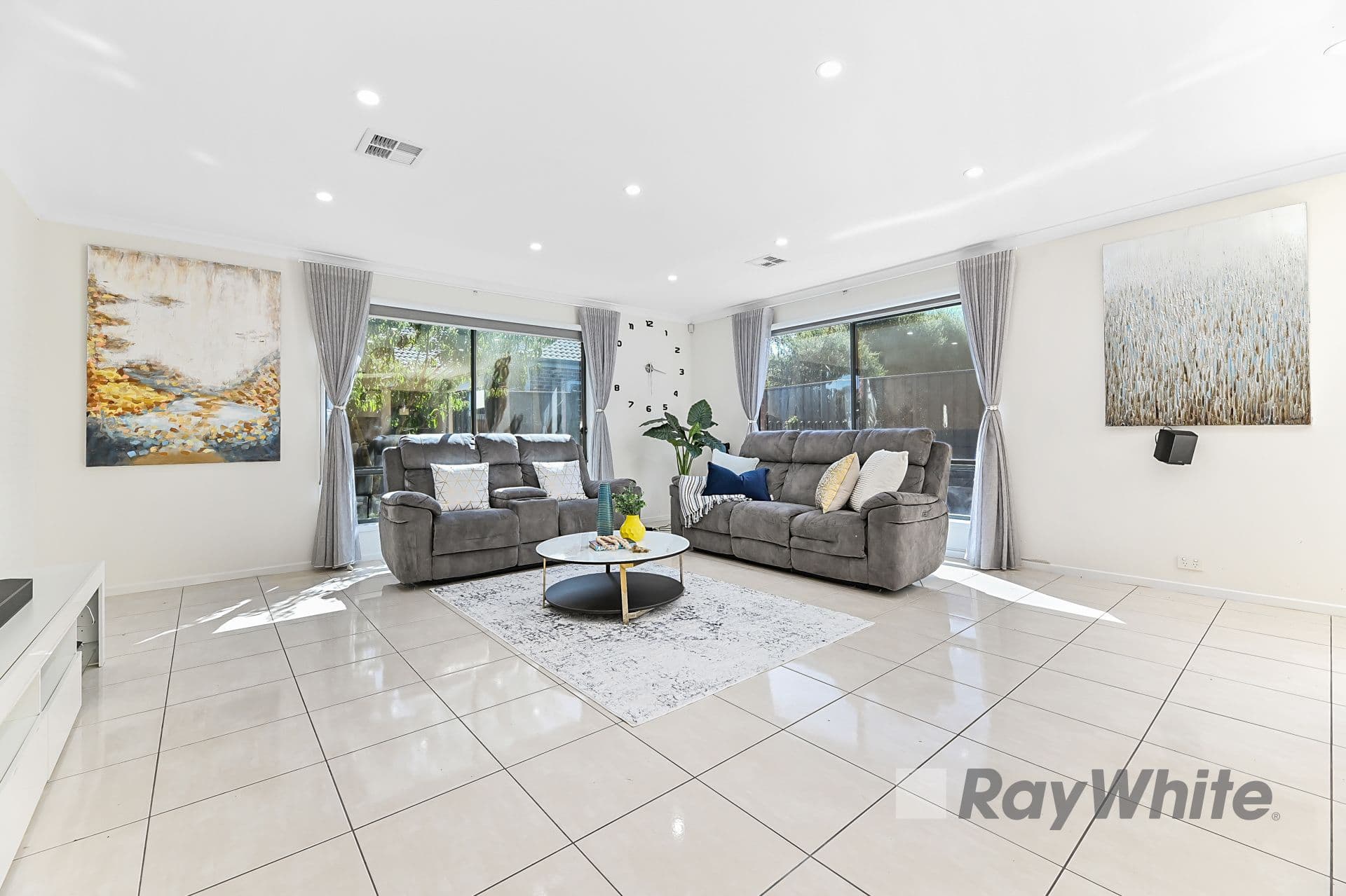 13 Half Moon Crescent, Pakenham VIC 3810, Pakenham - Thumbnail 8