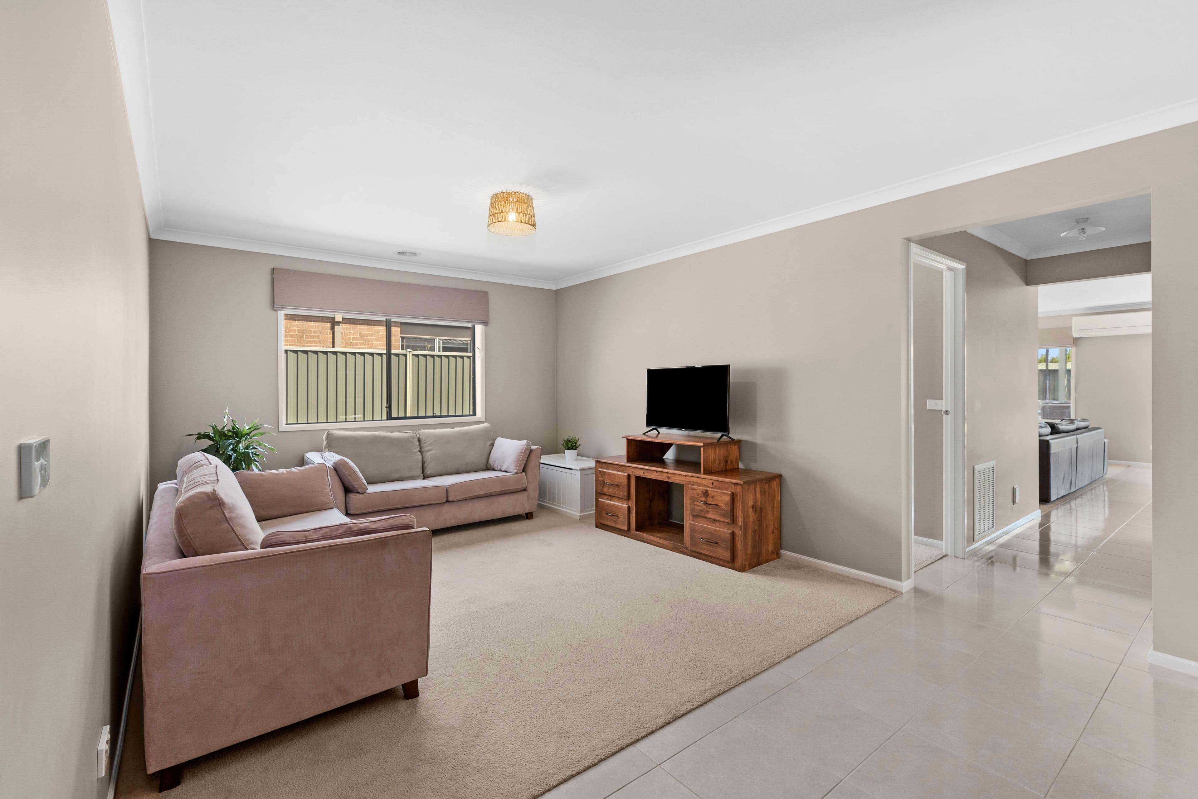 132 Canterbury Road West, Lara VIC 3212, Lara - Thumbnail 2