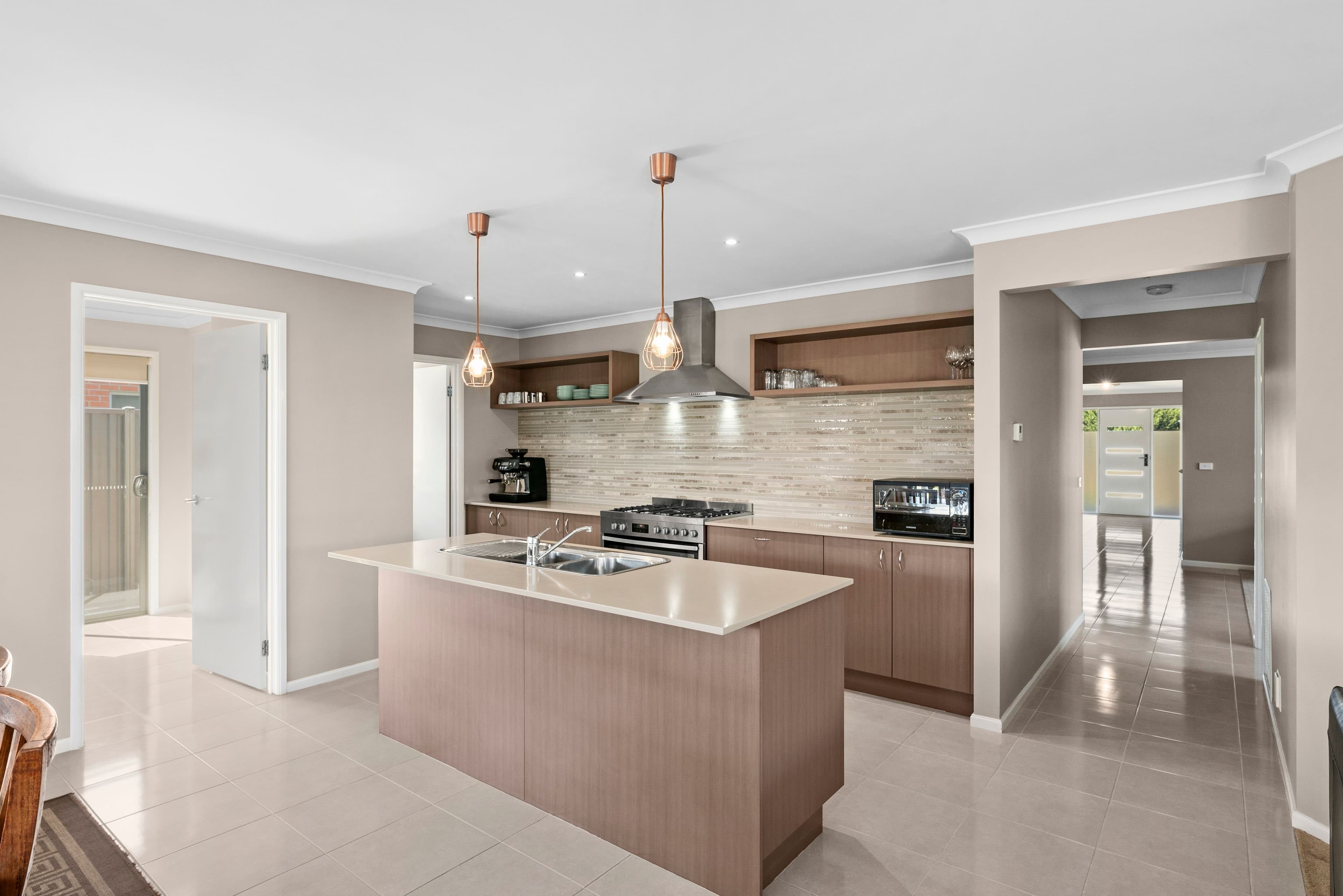 132 Canterbury Road West, Lara VIC 3212, Lara - Thumbnail 6