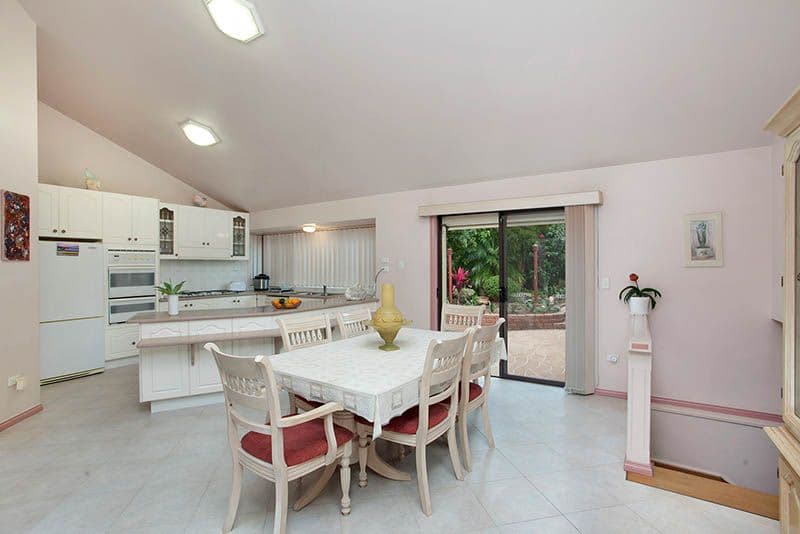 8 Springdale Close, Blackbutt - Thumbnail 3