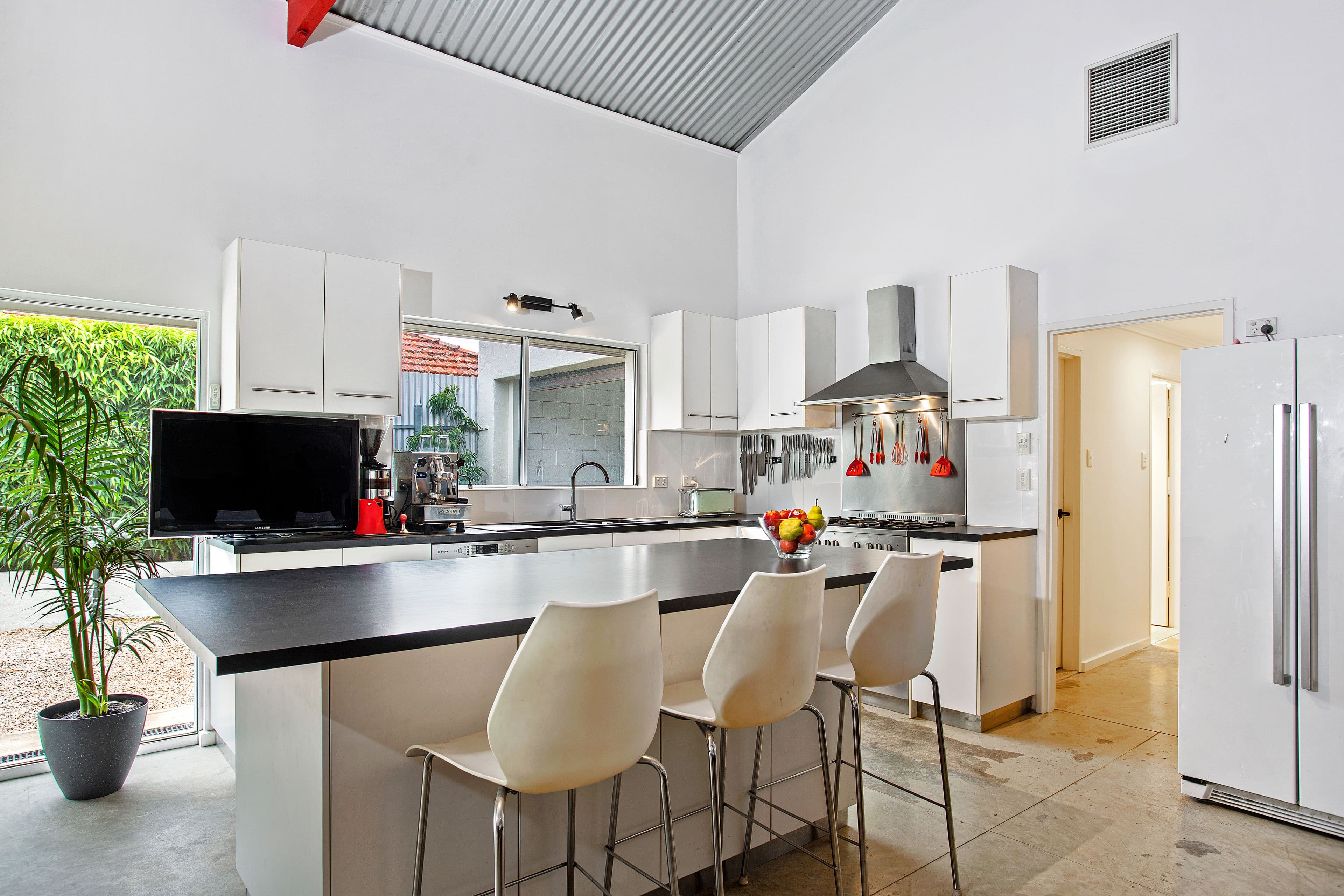 87 William Street, Beverley SA 5009, Beverley - Thumbnail 2
