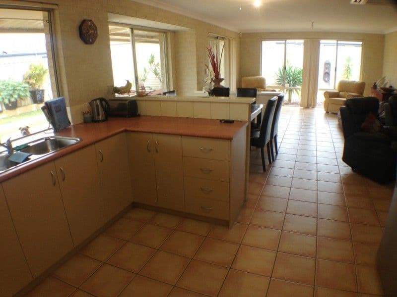 105 Hornibrook Road, DALYELLUP WA 6230, Dalyellup - Thumbnail 6