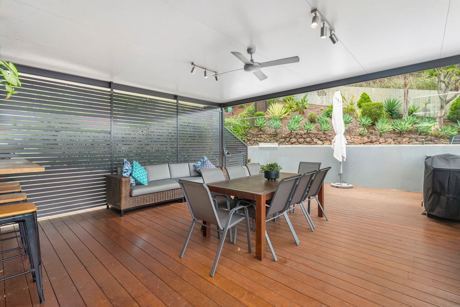 92 Wilkinson Crescent, Currumbin Waters QLD 4223, Currumbin Waters - Thumbnail 3