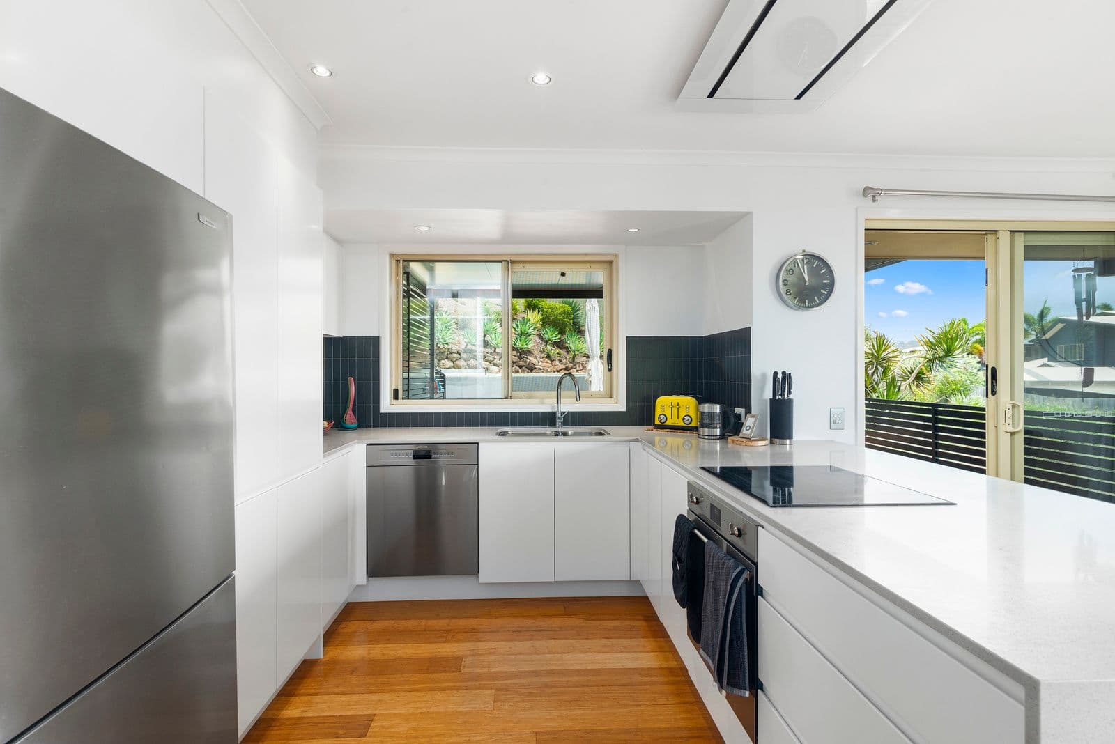 92 Wilkinson Crescent, Currumbin Waters QLD 4223, Currumbin Waters - Thumbnail 4