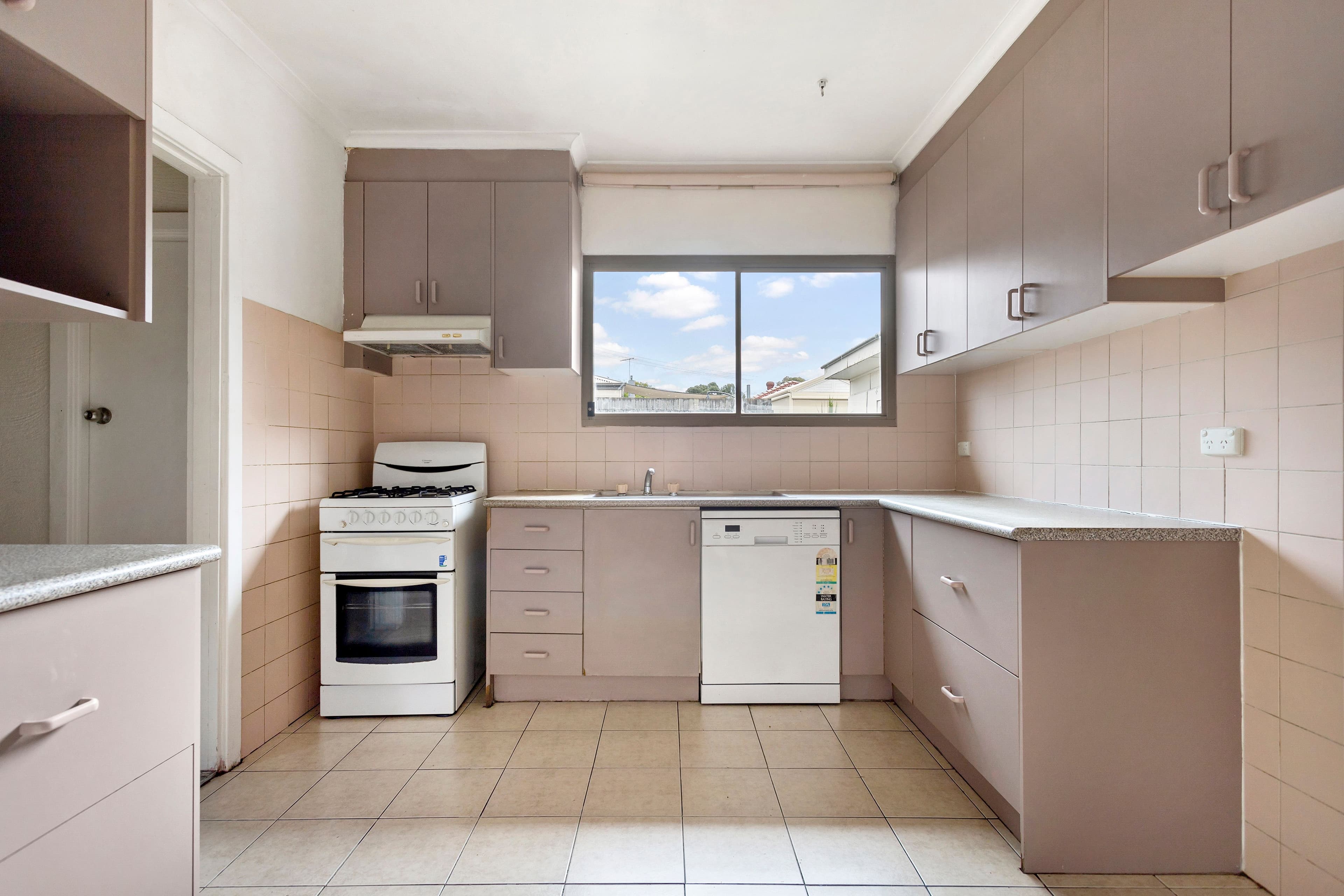 7 Weabra Court, Chadstone VIC 3148, Chadstone - Thumbnail 3