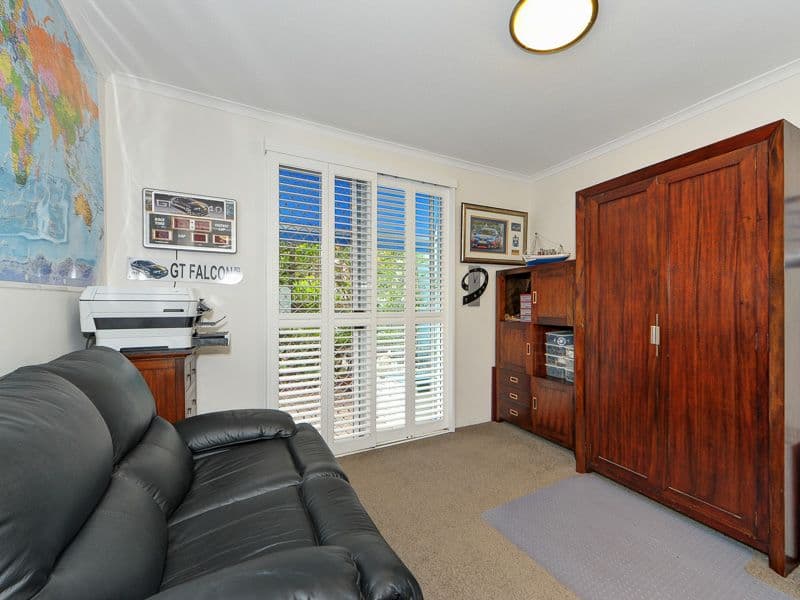 75 Morala Avenue, Runaway Bay QLD 4216, Runaway Bay - Thumbnail 5