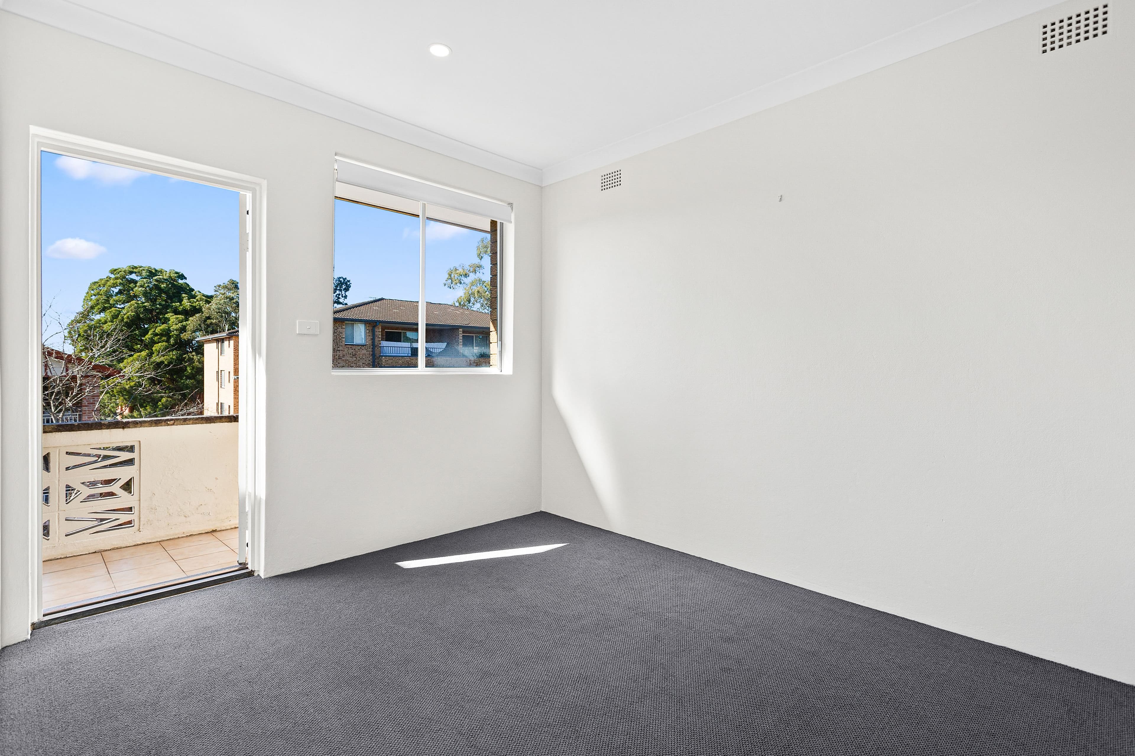 44 Jersey Avenue, Mortdale NSW 2223, Mortdale - Thumbnail 5