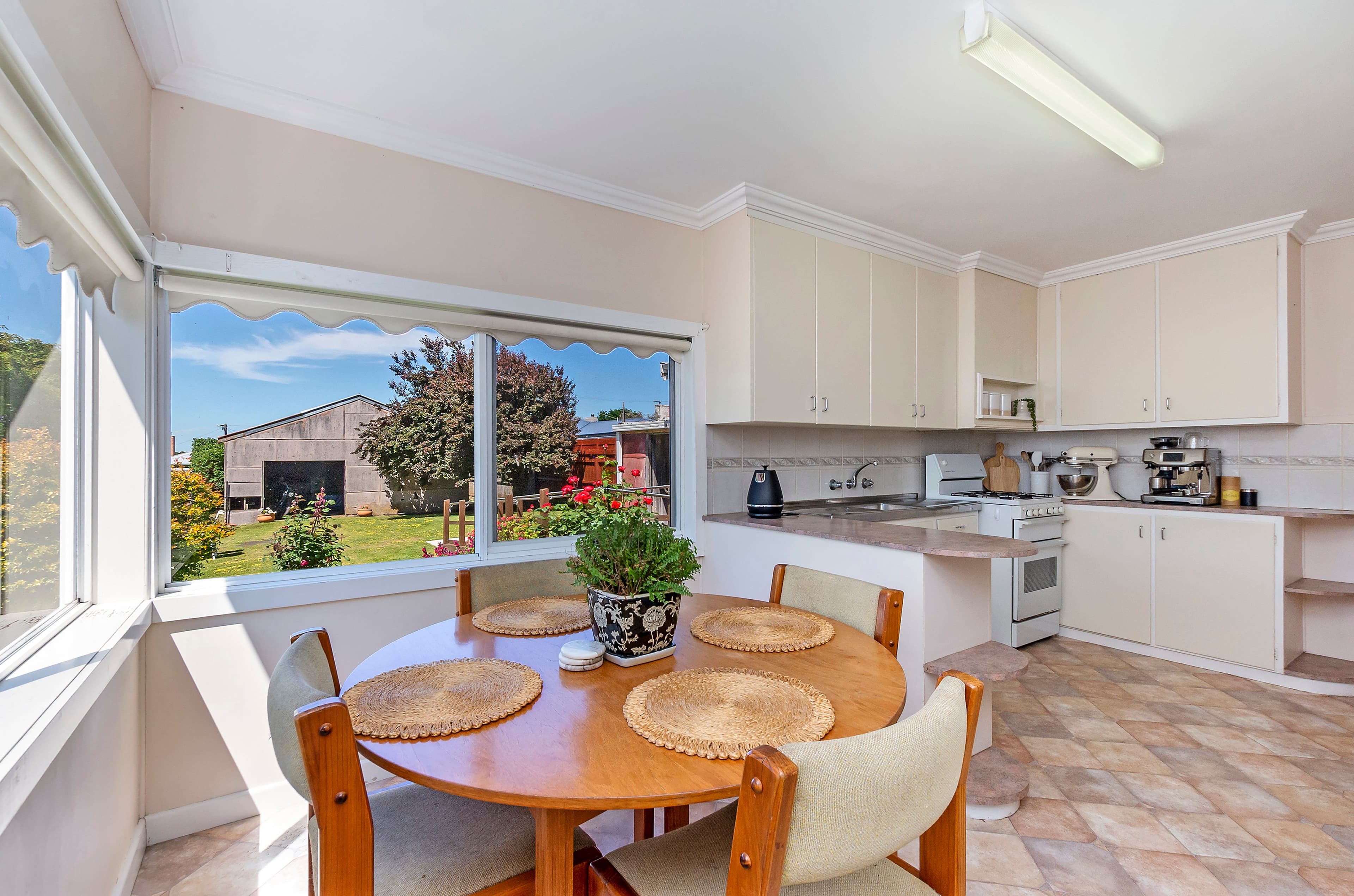 2/11 Amberwood Place, Menai, Menai - Thumbnail 6