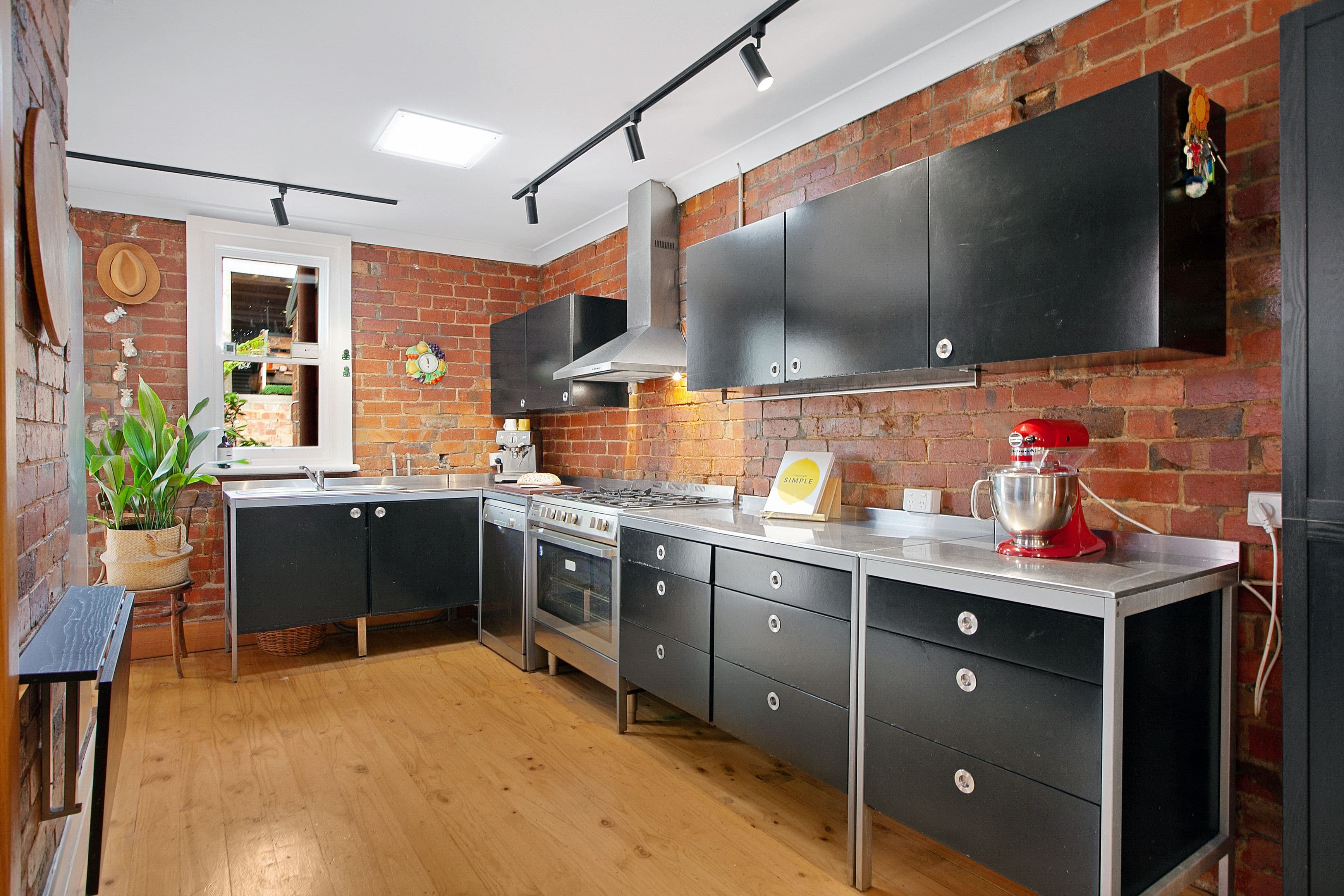 686 High Street, Reservoir VIC 3073, Reservoir - Thumbnail 6