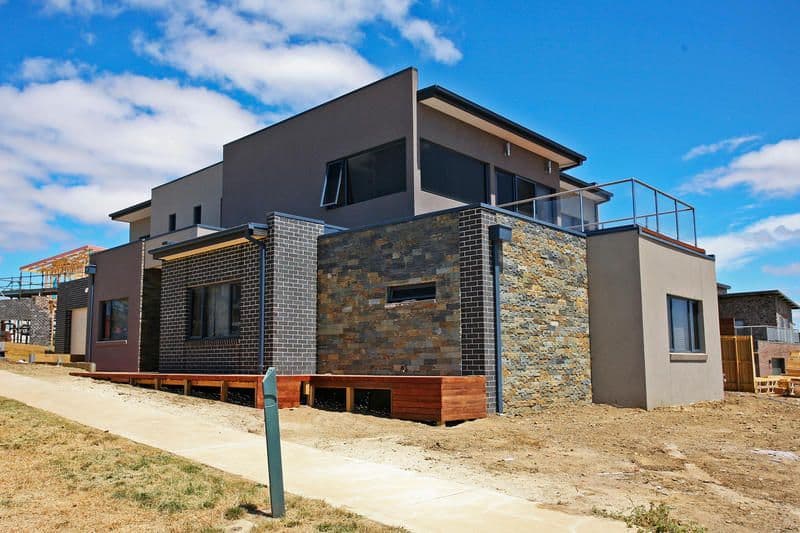 8 Sloanne Court, HIGHTON VIC 3216, Highton - Image 1