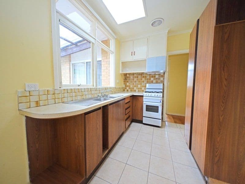 38 Illuka Crescent, Mount Waverley VIC 3149, Mount Waverley - Thumbnail 6