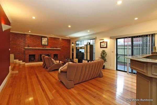 24 Pulford Crescent, MILL PARK VIC 3082, Mill Park - Thumbnail 6