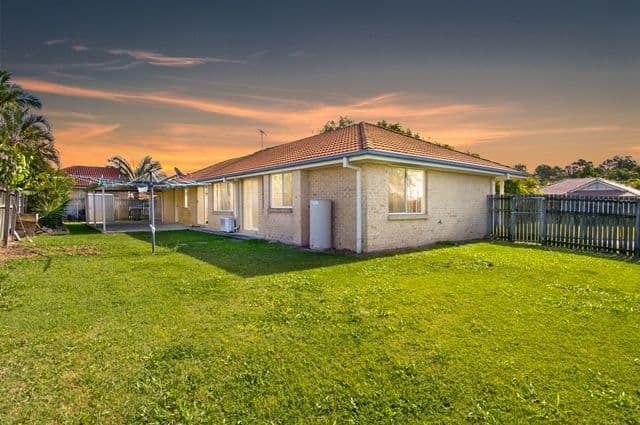 26 Wyena Street, Camp Hill QLD 4152, Camp Hill - Thumbnail 2