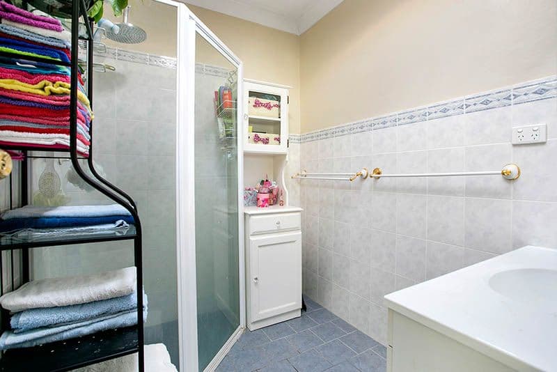 117 Parkes Street, Oak Flats - Thumbnail 7