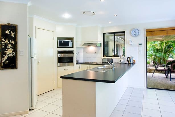 4 Signata Court, TEWANTIN QLD 4565, Tewantin - Thumbnail 2