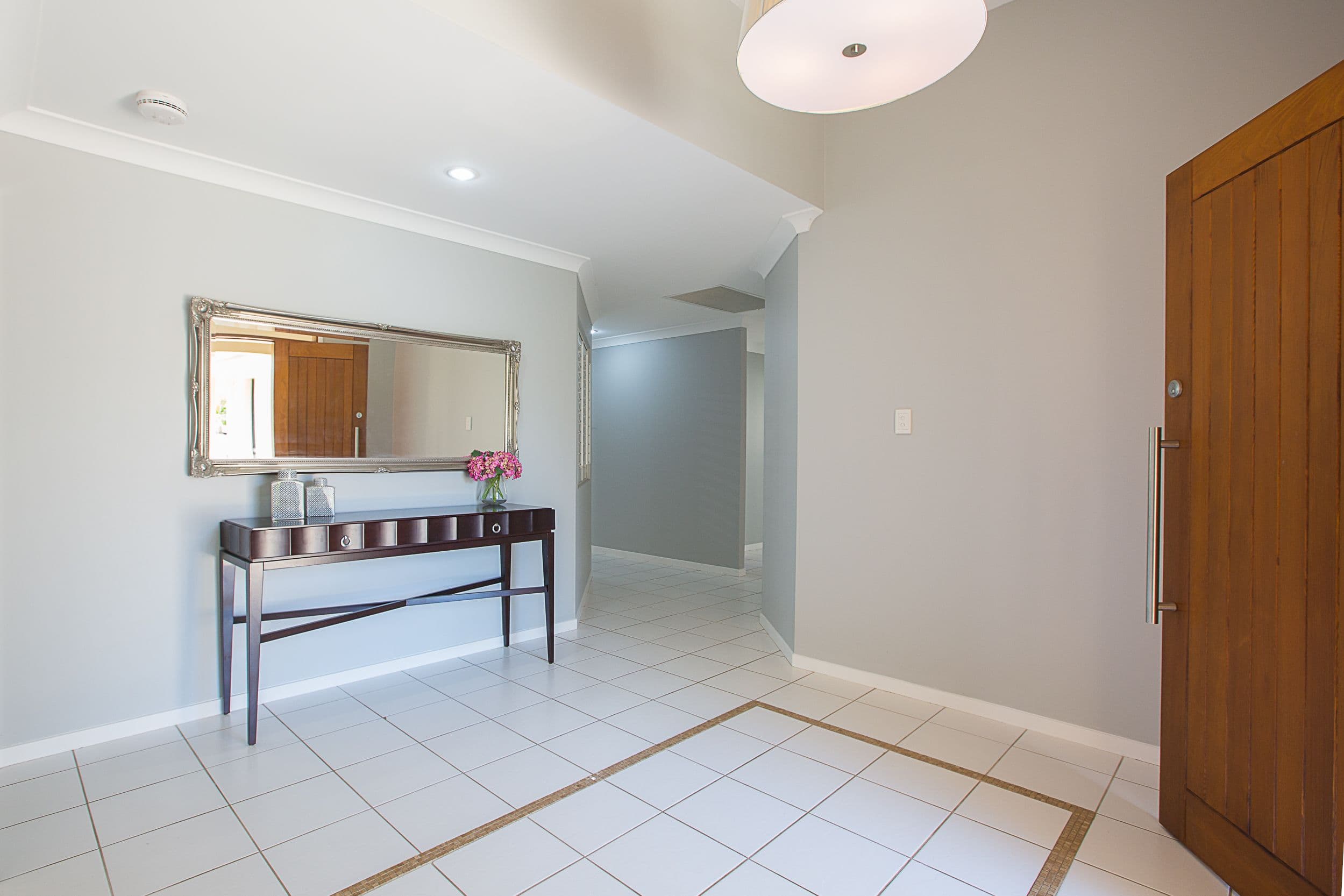 105 Arun Drive, Arundel QLD 4214, Arundel - Thumbnail 3