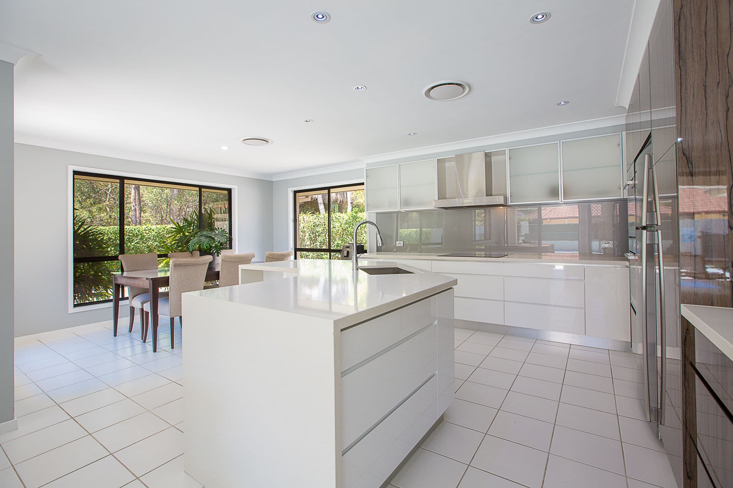 105 Arun Drive, Arundel QLD 4214, Arundel - Thumbnail 8