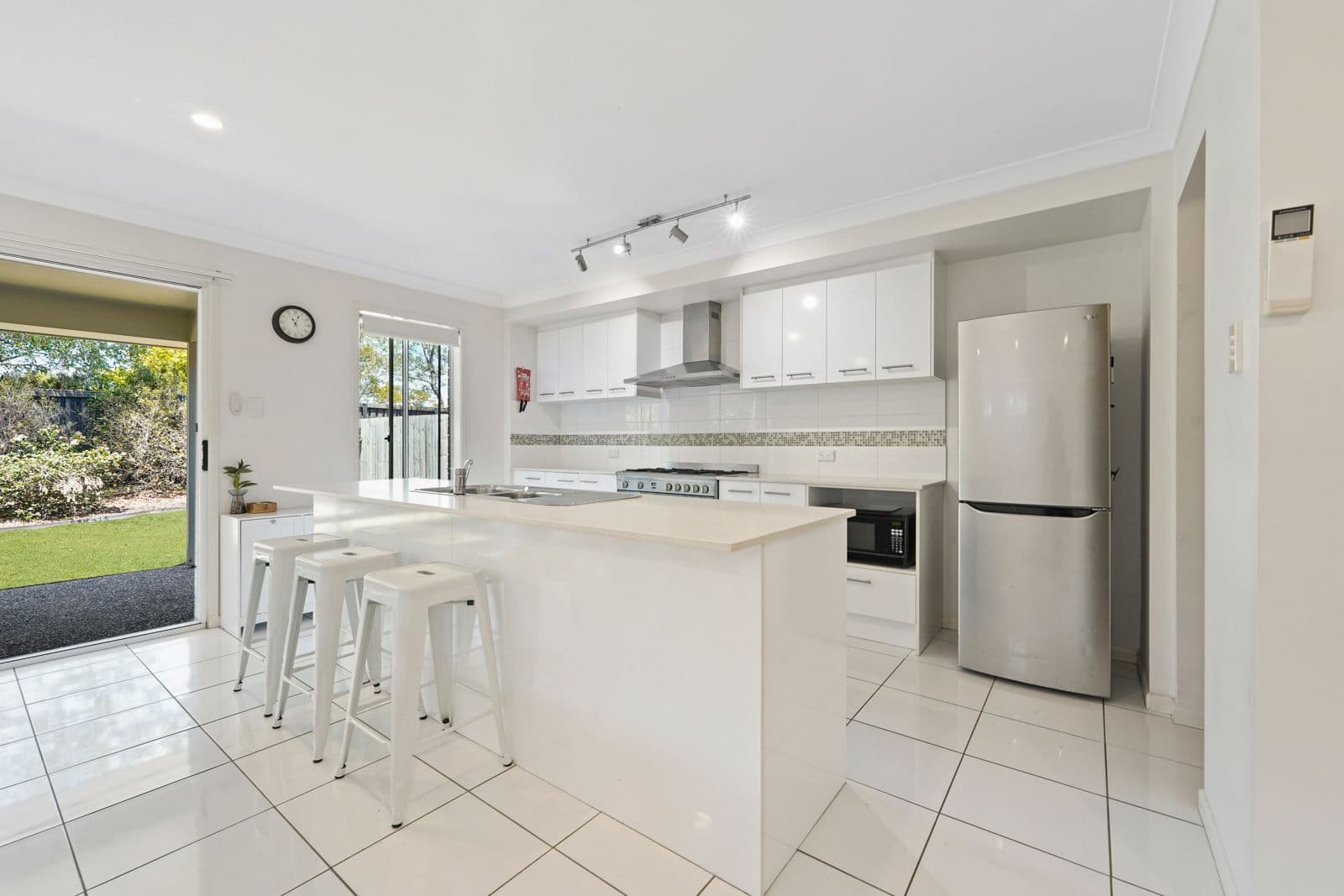 42 Williams Crescent, North Lakes QLD 4509, North Lakes - Thumbnail 3