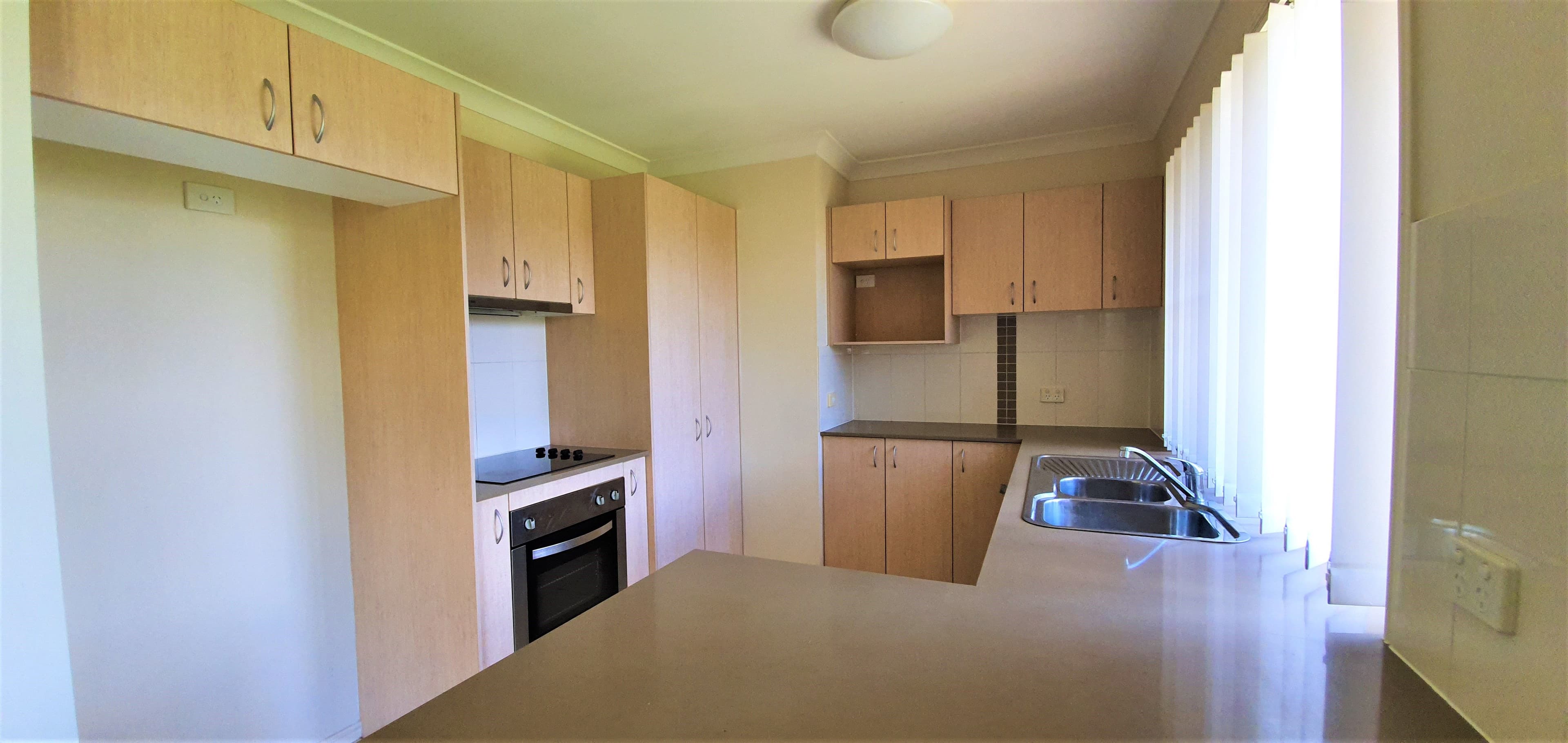 24 Dornoch Crescent, Raceview QLD 4305, Raceview - Thumbnail 2