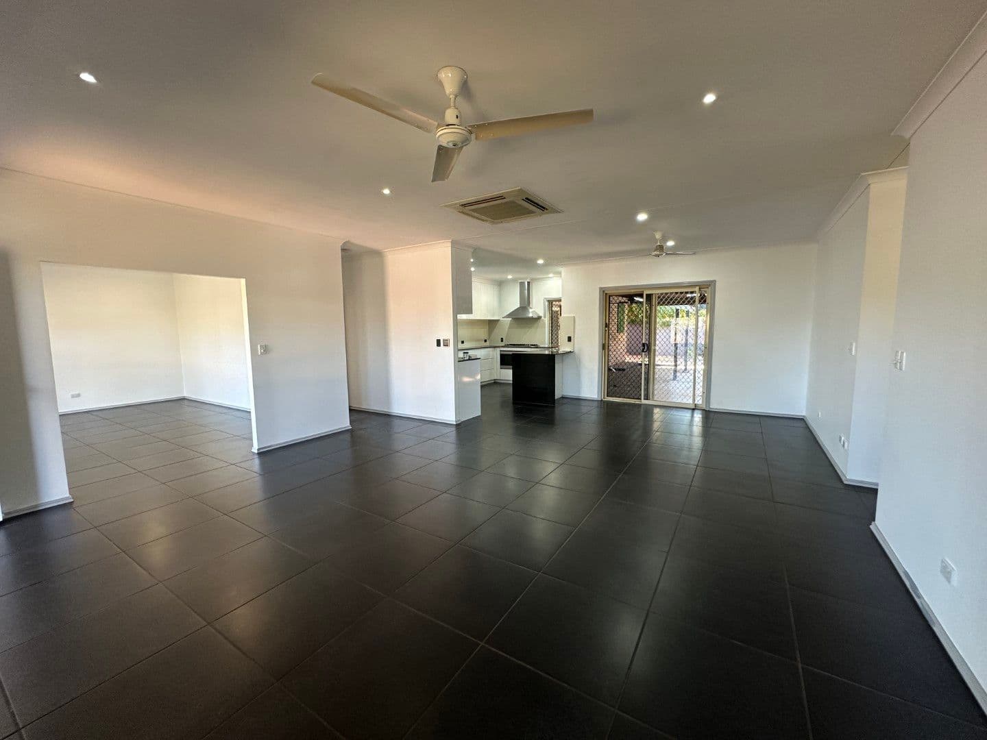 1 Leonard Way, Nickol WA 6714, Nickol - Thumbnail 2