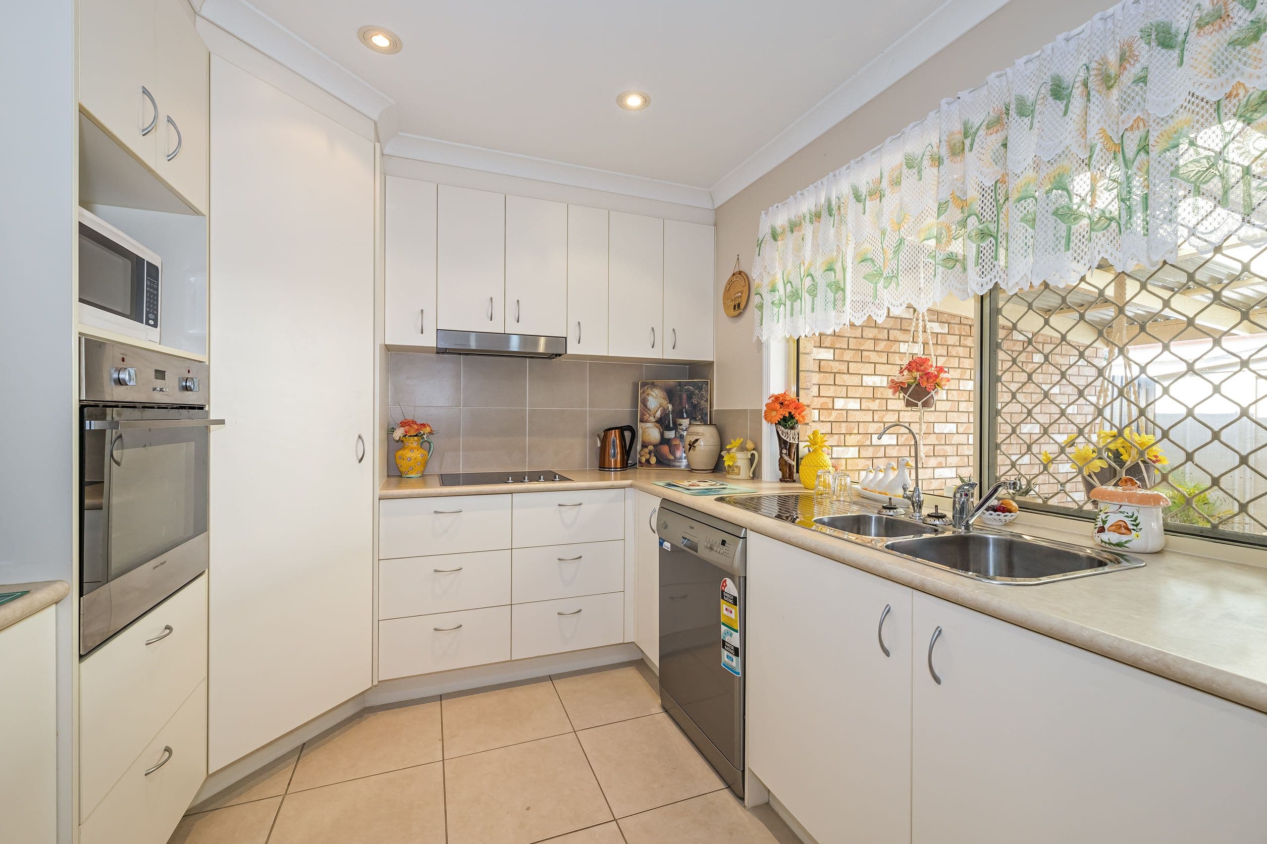 210 Bestmann Road, Sandstone Point QLD 4511, Sandstone Point - Thumbnail 8