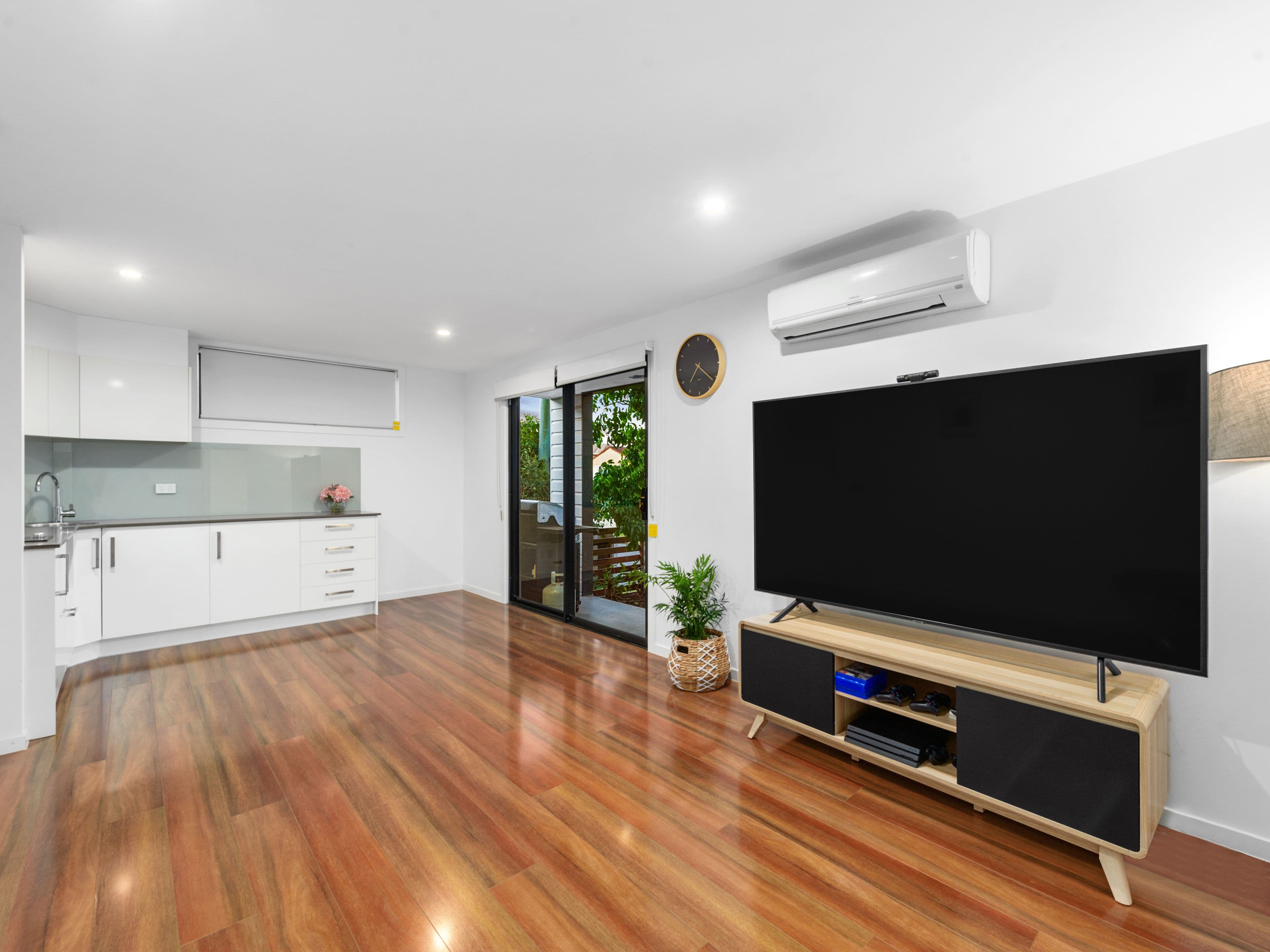 47A Macaulay Street, Coorparoo QLD 4151, Coorparoo - Thumbnail 3