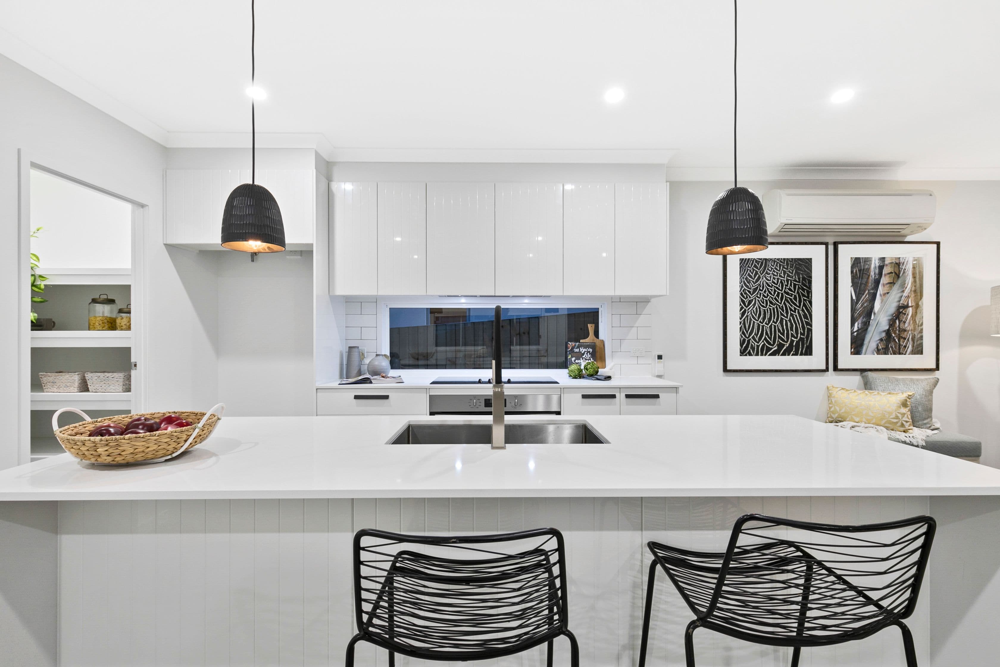 10 Hatton Street, Salisbury QLD 4107, Salisbury - Image 1