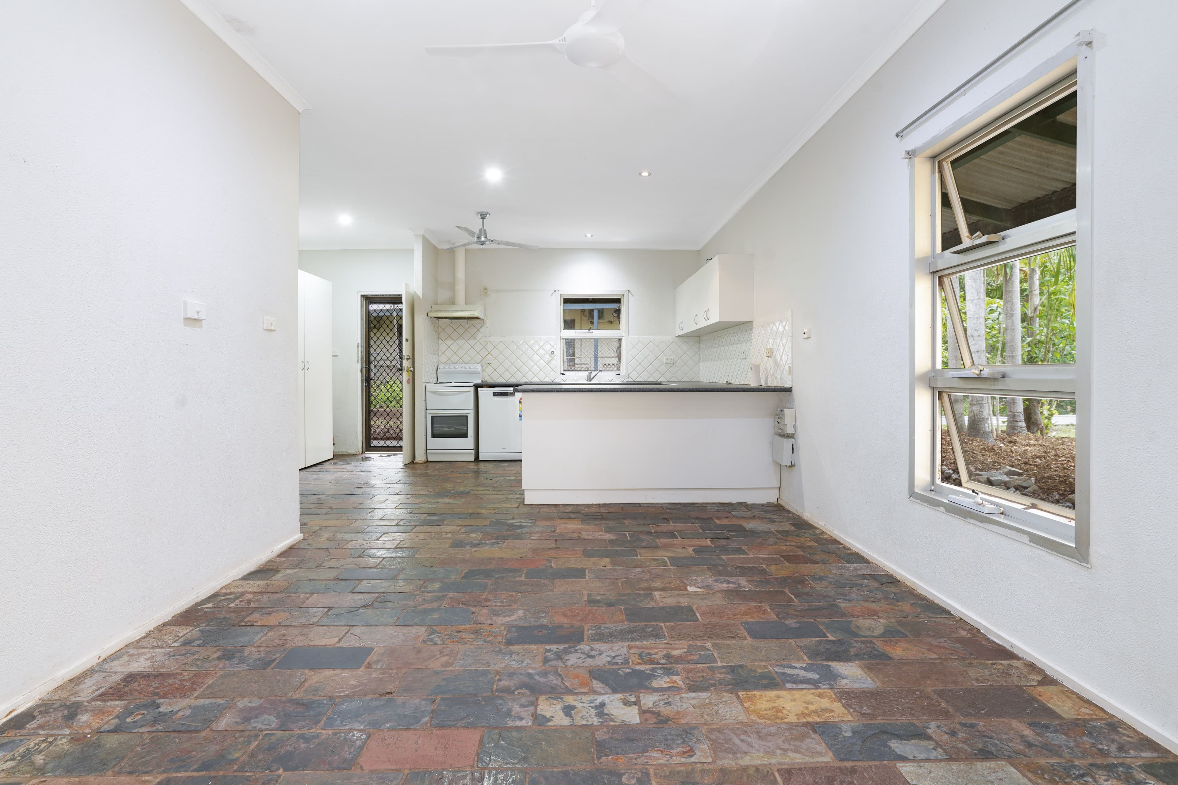 32 Dorisvale Crescent, Tiwi NT 0810, Tiwi - Thumbnail 5