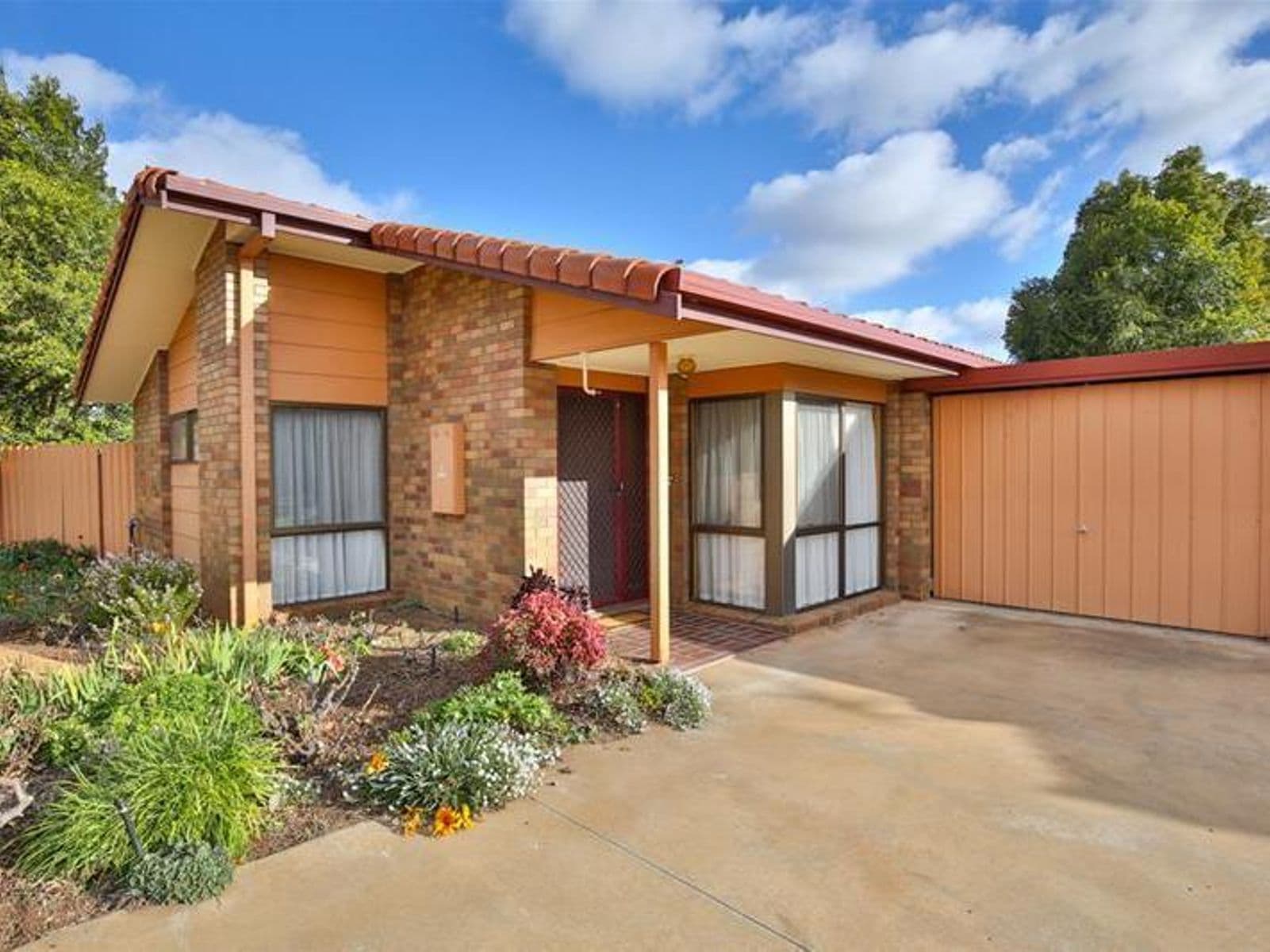 2/292 Walnut Avenue, Mildura - Image 1