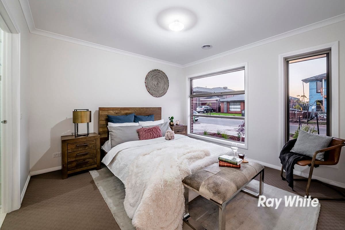 34 Castillo Avenue, Clyde North VIC 3978, Clyde North - Thumbnail 6