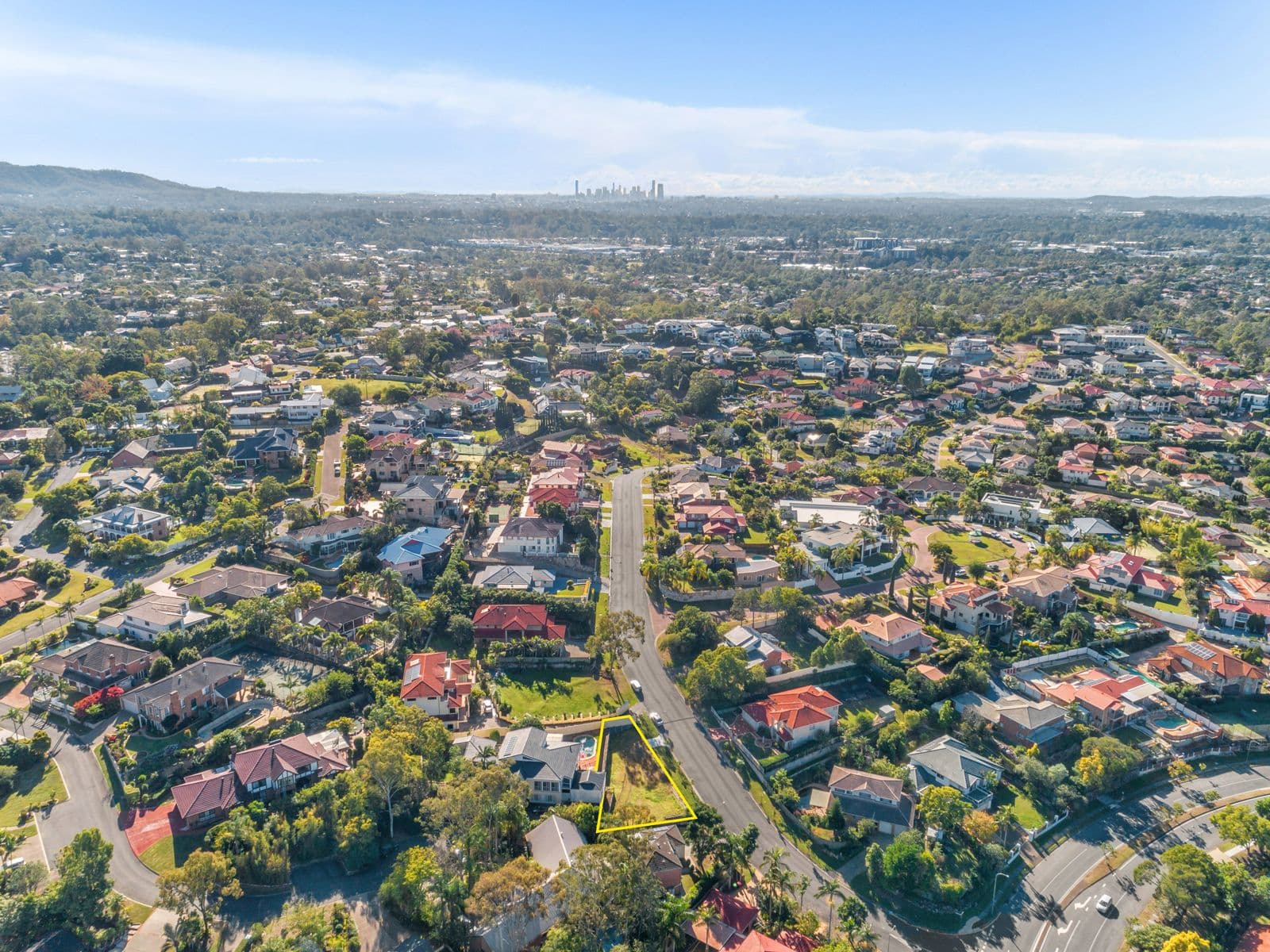 83 Abel Smith Crescent, Mount Ommaney QLD 4074, Mount Ommaney - Thumbnail 2