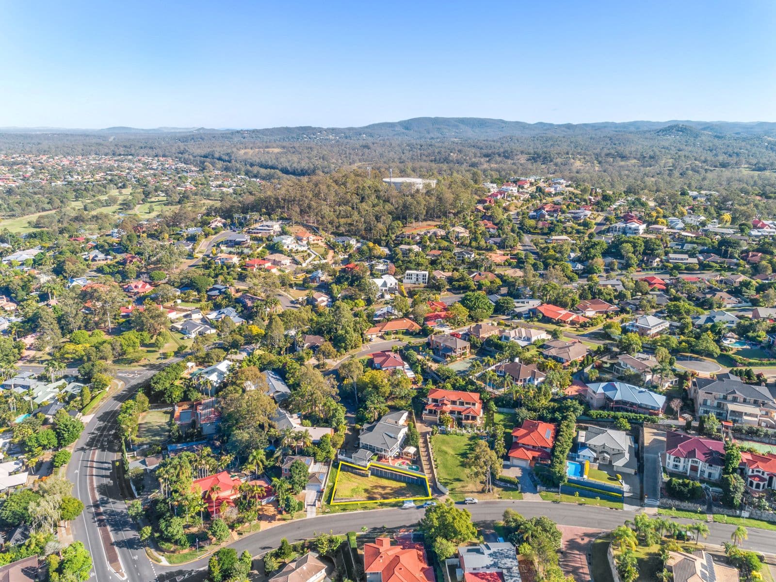 83 Abel Smith Crescent, Mount Ommaney QLD 4074, Mount Ommaney - Thumbnail 3