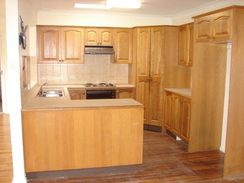 70 Ninth Avenue, LOFTUS NSW 2232, Loftus - Thumbnail 2